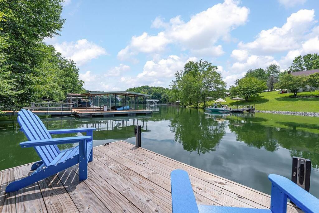 Rustic Cabin, Dock, Firepit, Kayaks & Games Winchester Exterior foto